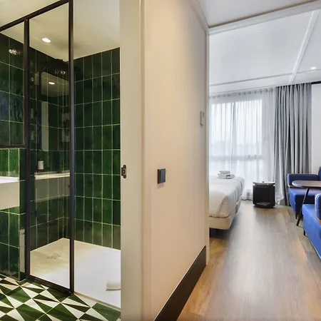 Tres Reyes Otel San Sebastián