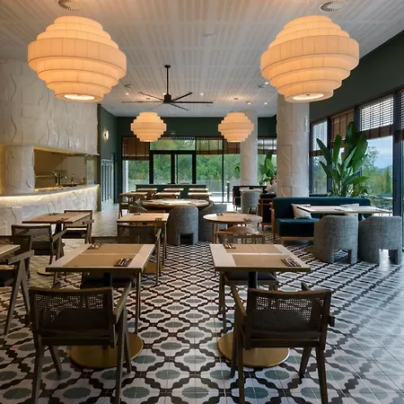 Tres Reyes Hotel