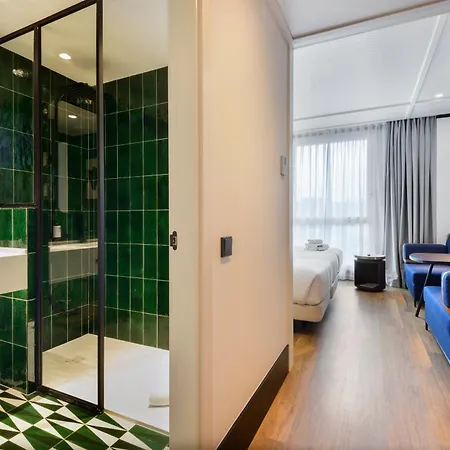 Hotel Tres Reyes 4*