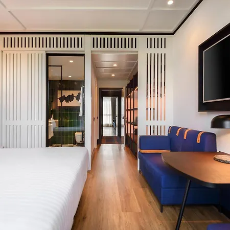 Hotel Tres Reyes 4*