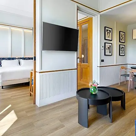 Tres Reyes Hotel 4*