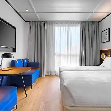 Tres Reyes Hotel 4*