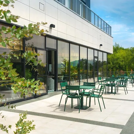 ホテル Tres Reyes サン・セバスティアン