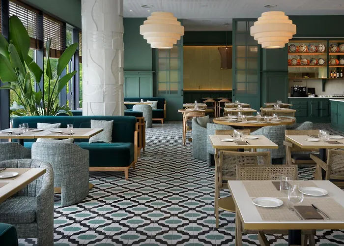 Tres Reyes ホテル 4*