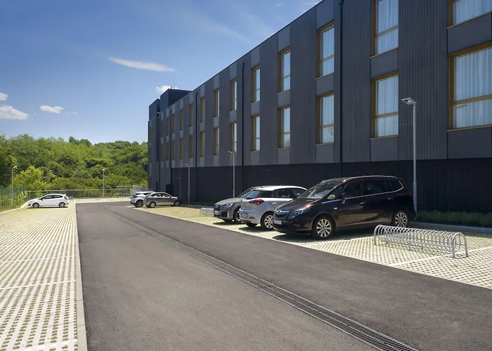 Tres Reyes ホテル 4*